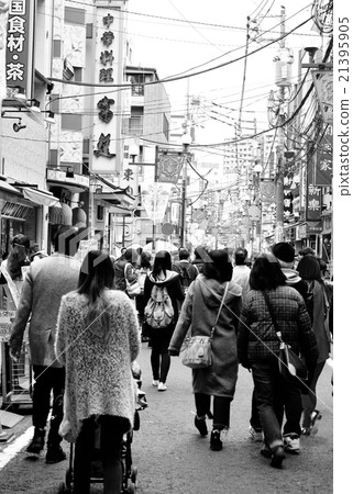 Yokohama Chinatown (monochrome) 21395905
