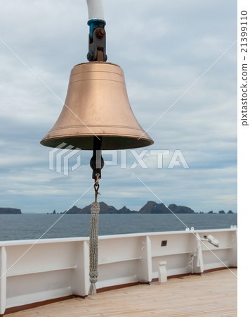 Ship's bell Ship's bell 21399110