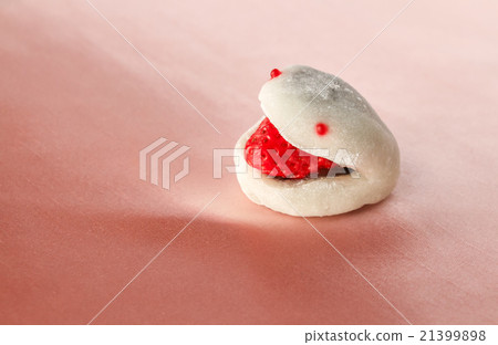 白蛇草莓大福 白蛇草莓大福 21399898