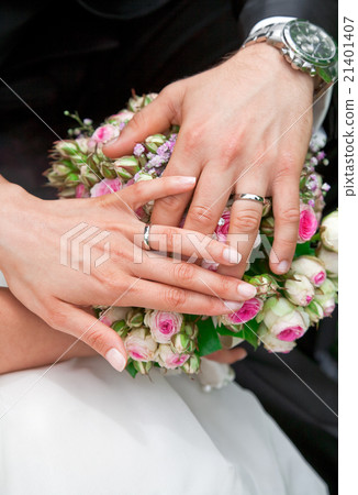 wedding rings wedding rings 21401407