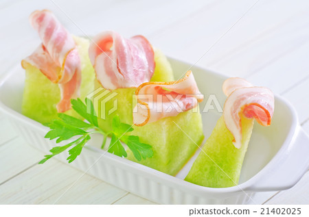 melon and ham 21402025