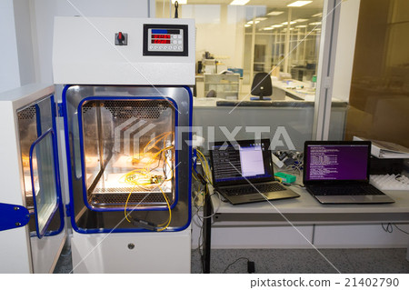 Opened temperature and Climate Test Chamber Opened temperature and Climate Test Chamber 21402790