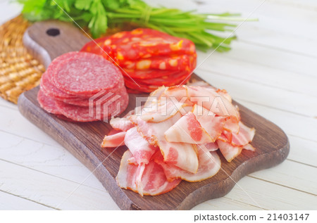 salami and bacon 21403147