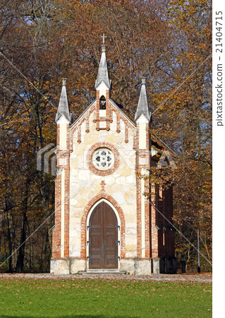 Catholic chapel in forest Catholic chapel in forest 21404715