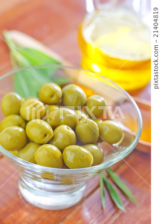 green olives green olives 21404819