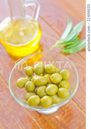 green olives green olives 21404820