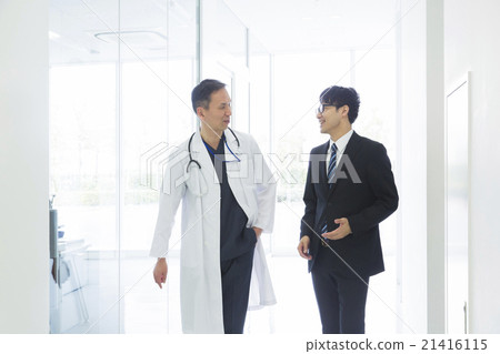 Doctor and suit men 21416115