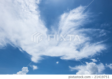 clouds in the blue sky 21419751