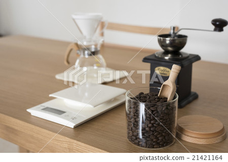 咖啡罐和咖啡豆 21421164