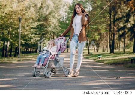 Family walk in the park 21424009