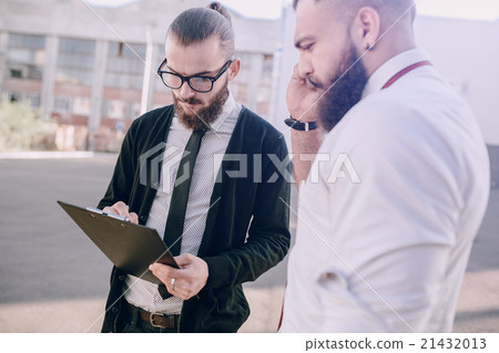 business man outside 21432013