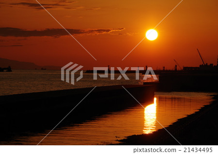 A sunset A sunset 21434495