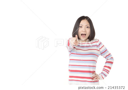 Young lady with inspiration pose 21435372