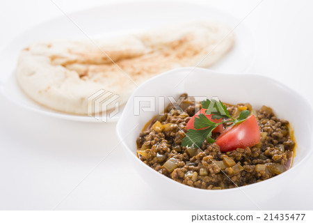 Keema curry and Nan 21435477