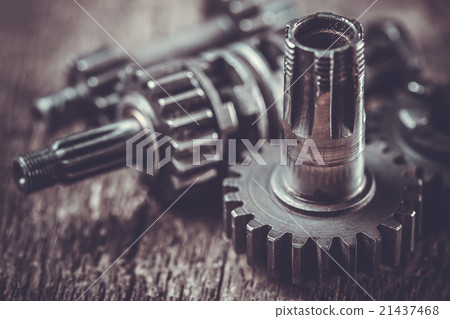 gearwheel of the old engine 21437468