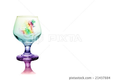 Empty brandy cognac glass with Smoke-shaped duck 21437884