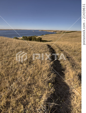 lake diefenbaker Saskatchewan Canada 21439631