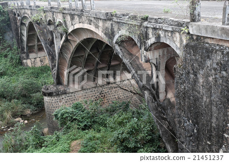 Dau Mau bridge, Ho Chi Minh trail, Vietnam 21451237