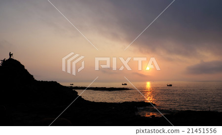 Vietnam seaside, sunrise, Da Dia rapids Vietnam seaside, sunrise, Da Dia rapids 21451556