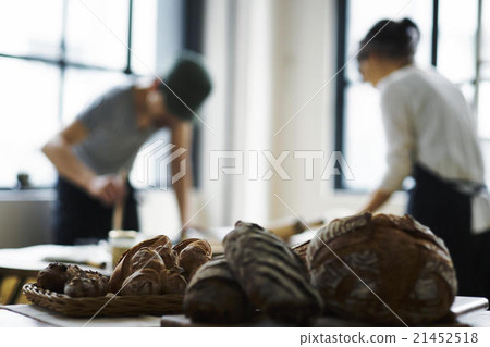 A couple making bread 21452518