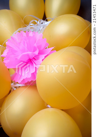 group of  small  ballon with pink paper flower group of  small  ballon with pink paper flower 21453471