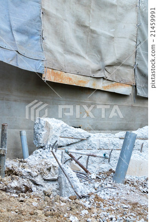 家庭基礎混凝土房屋拆除承包商半破壞性建築拆除工作廢物打破日本建設 家庭基礎混凝土房屋拆除承包商半破壞性建築拆除工作廢物打破日本建設 21459991