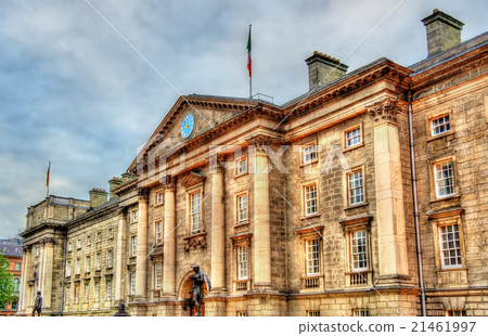 Entrance of Trinity College in Dublin - Ireland 21461997