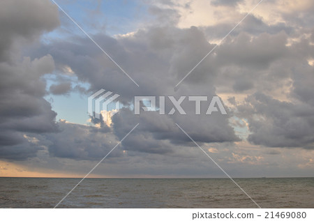 Cloudy Sky and Sea Cloudy Sky and Sea 21469080