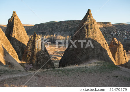Rocks on the valley background Rocks on the valley background 21470379