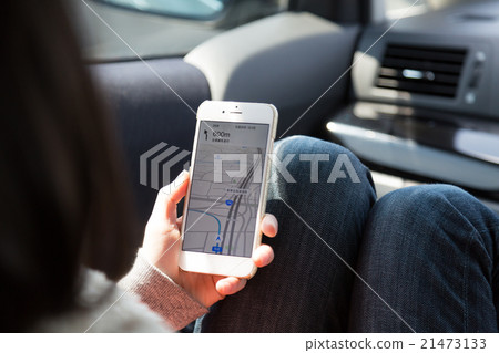 Use smartphone navigation 21473133