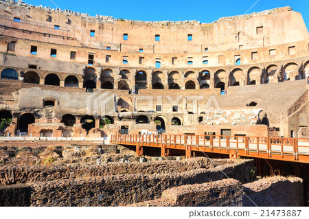 Roman colosseum in Italy 21473887