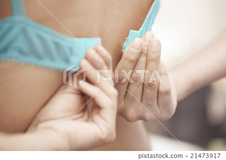 Brassiere dressing up 21473917