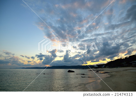 奄美大島國安海岸的黃昏 奄美大島國安海岸的黃昏 21474313