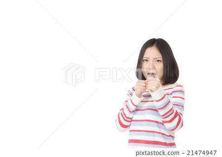 Young lady with fighting pose Young lady with fighting pose 21474947