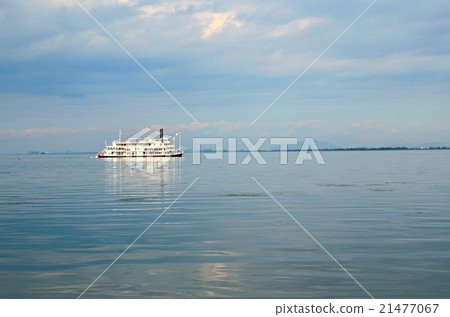  Biwa lake 21477067