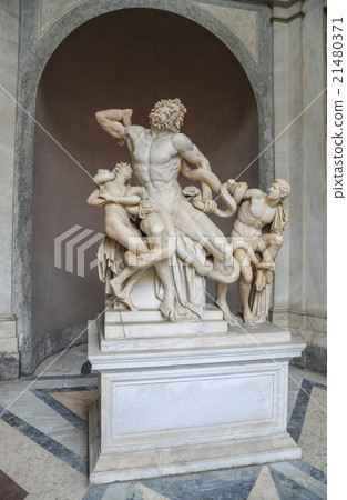 Laocoon and His Sons statue 21480371