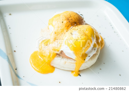 Egg benedict Egg benedict 21480862