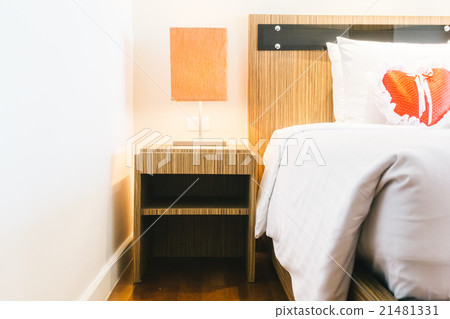 Romantic bedroom Romantic bedroom 21481331