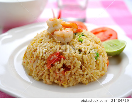 Fried rice with shrimp. 21484719