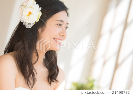 Bridal beauty image Bridal beauty image 21490782
