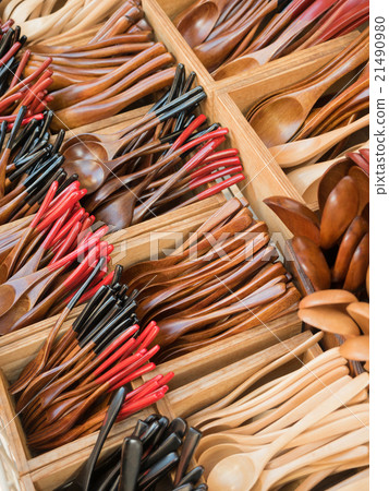Wooden spoon 21490980