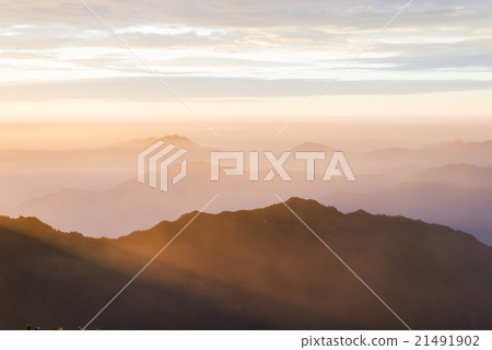 Sunrise mountain scenery Sunrise mountain scenery 21491902