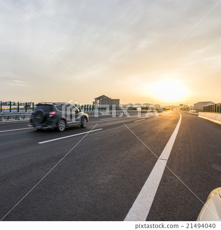 Sunset Urban Highway 21494040