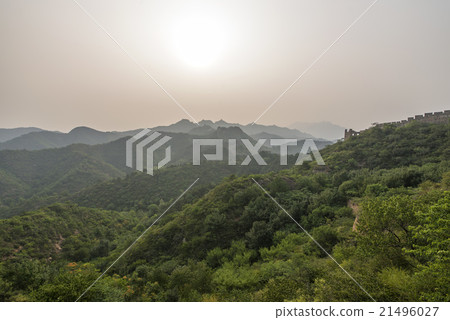 The majestic Great Wall, Beijing, China The majestic Great Wall, Beijing, China 21496027