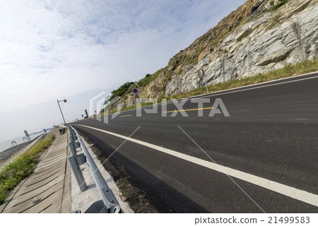 Mountain road 21499583