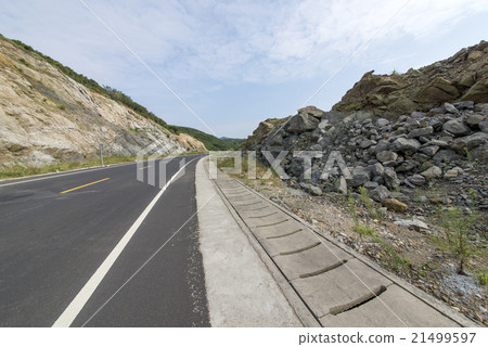 Mountain road Mountain road 21499597