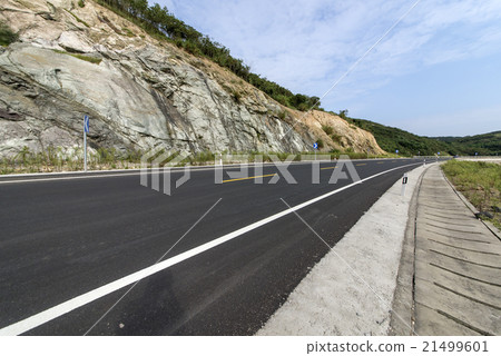 Mountain road 21499601