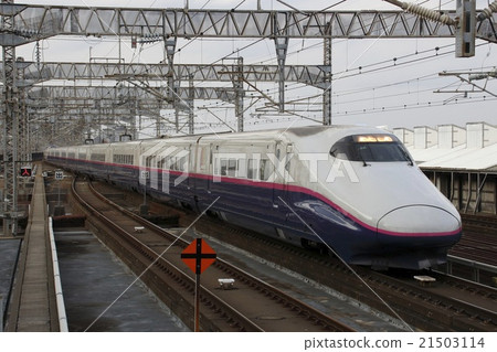 E2 Shinkansen Yamabiko + E3 series Shinkansen bullet train Tsubasa 21503114