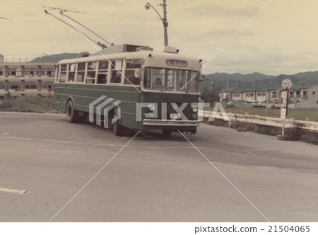 Trolleybus in Kyoto 21504065