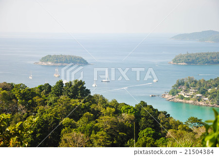 Sunny day at karon view point, Phuket, Thailand 21504384